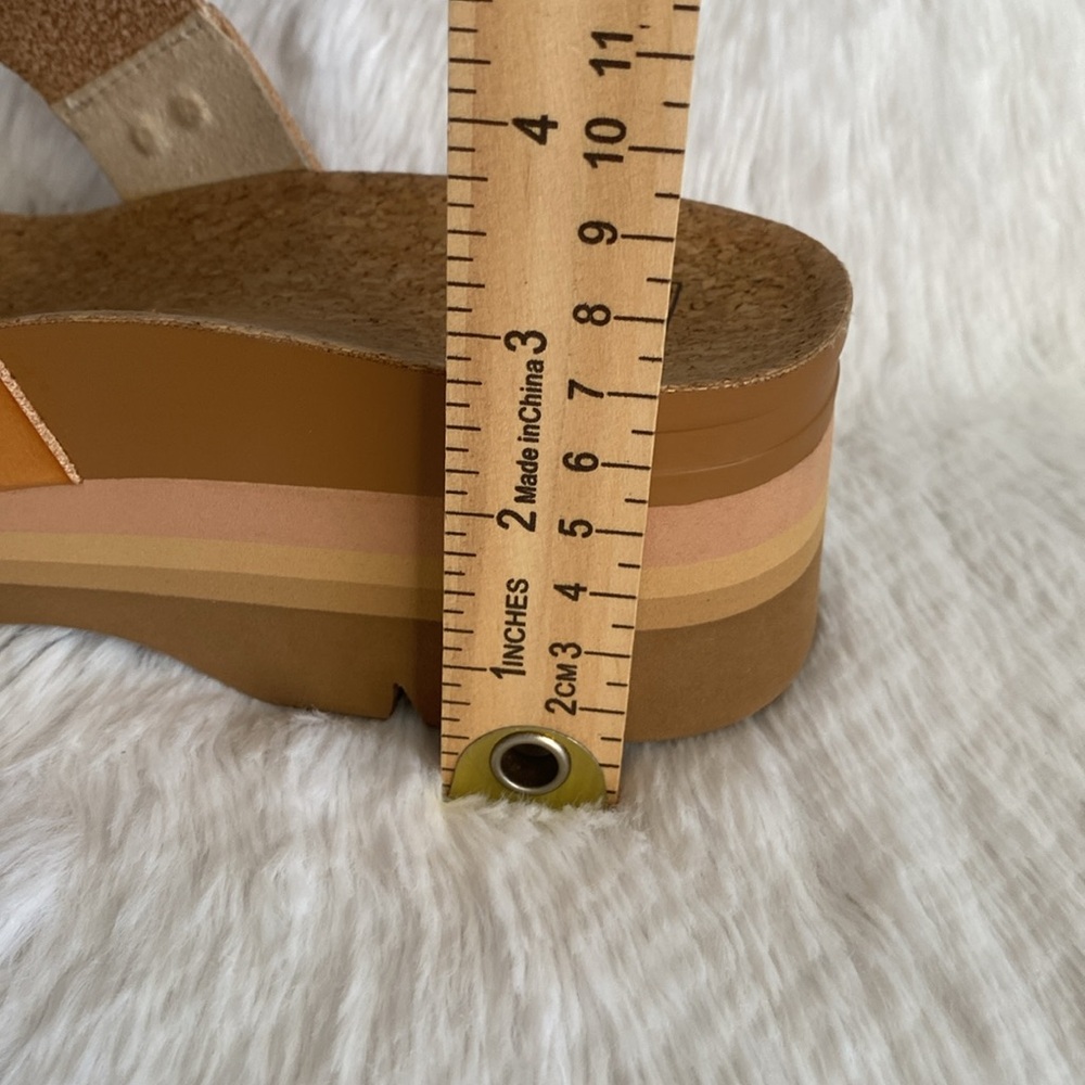 REEF Vista Higher Two Strap Slide Tan Sandals - Picture 5 of 11